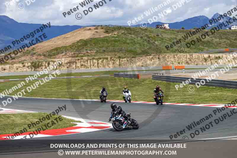 cadwell no limits trackday;cadwell park;cadwell park photographs;cadwell trackday photographs;enduro digital images;event digital images;eventdigitalimages;navarra;no limits trackdays;peter wileman photography;racing digital images;trackday digital images;trackday photos